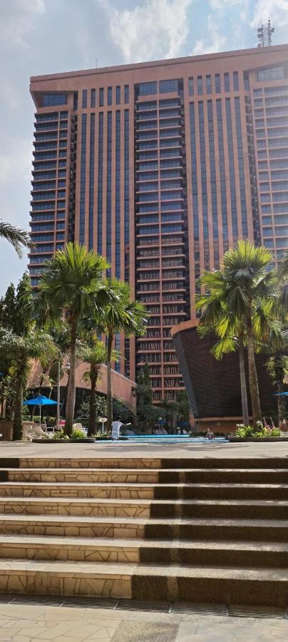 Suites At Times Square Kl Kuala Lumpur Zewnętrze zdjęcie